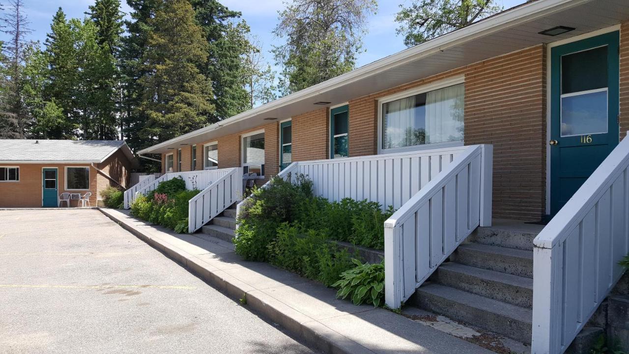 Pines Motel Hinton Exterior foto